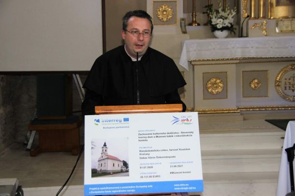 Megújult az egyházkarcsai templomtorony