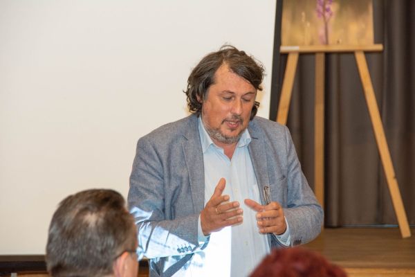 Nemzetiségi konferencia és kiállítás a Zarándokházban