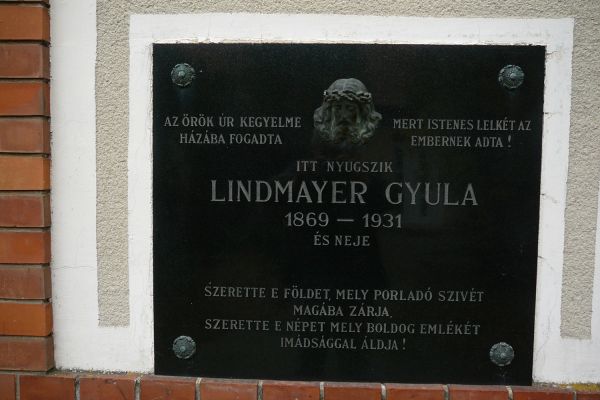 A Gyóni Szent Péter Római Katolikus Templom