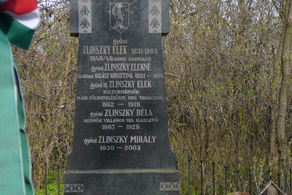 Zlinszky János: A gyóni Zlinszky-család című kötete