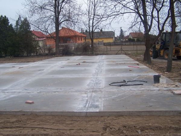 Kivitelezés közbeni kép