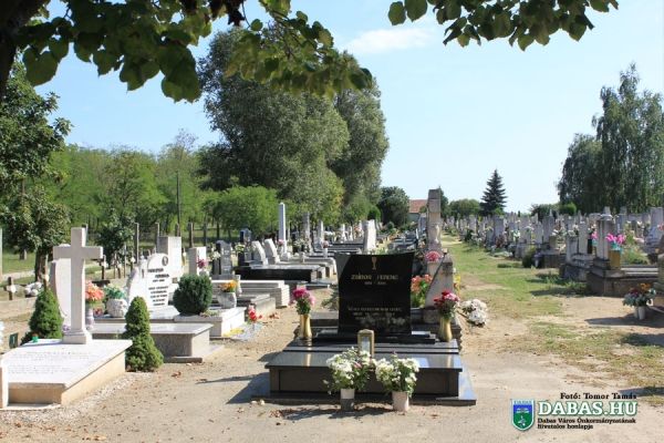 Dabas-gyóni temető