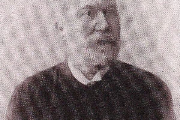 Zlinszky Elek életútja és síremléke