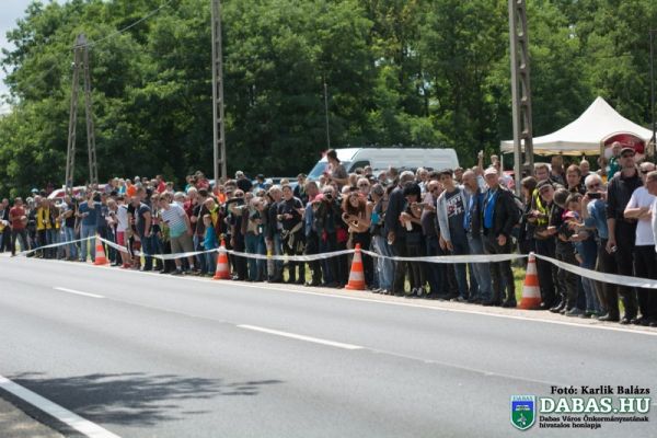 Motoros rally a Gyóni Betonon