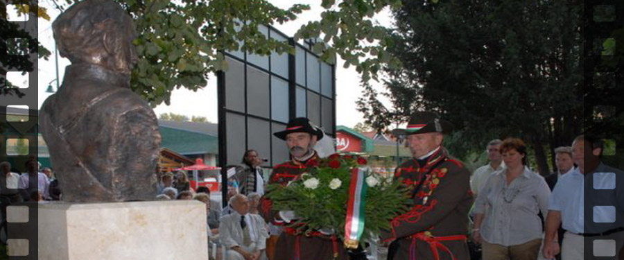 Gróf Széchenyi István mellszobrának avatóünnepsége